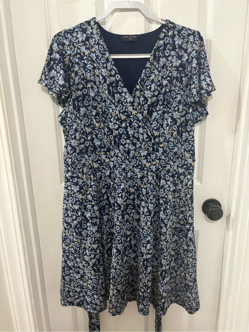 Lane Bryant Floral Faux Wrap Dress 14/16 Navy Flutter Sleeve Tie Waist